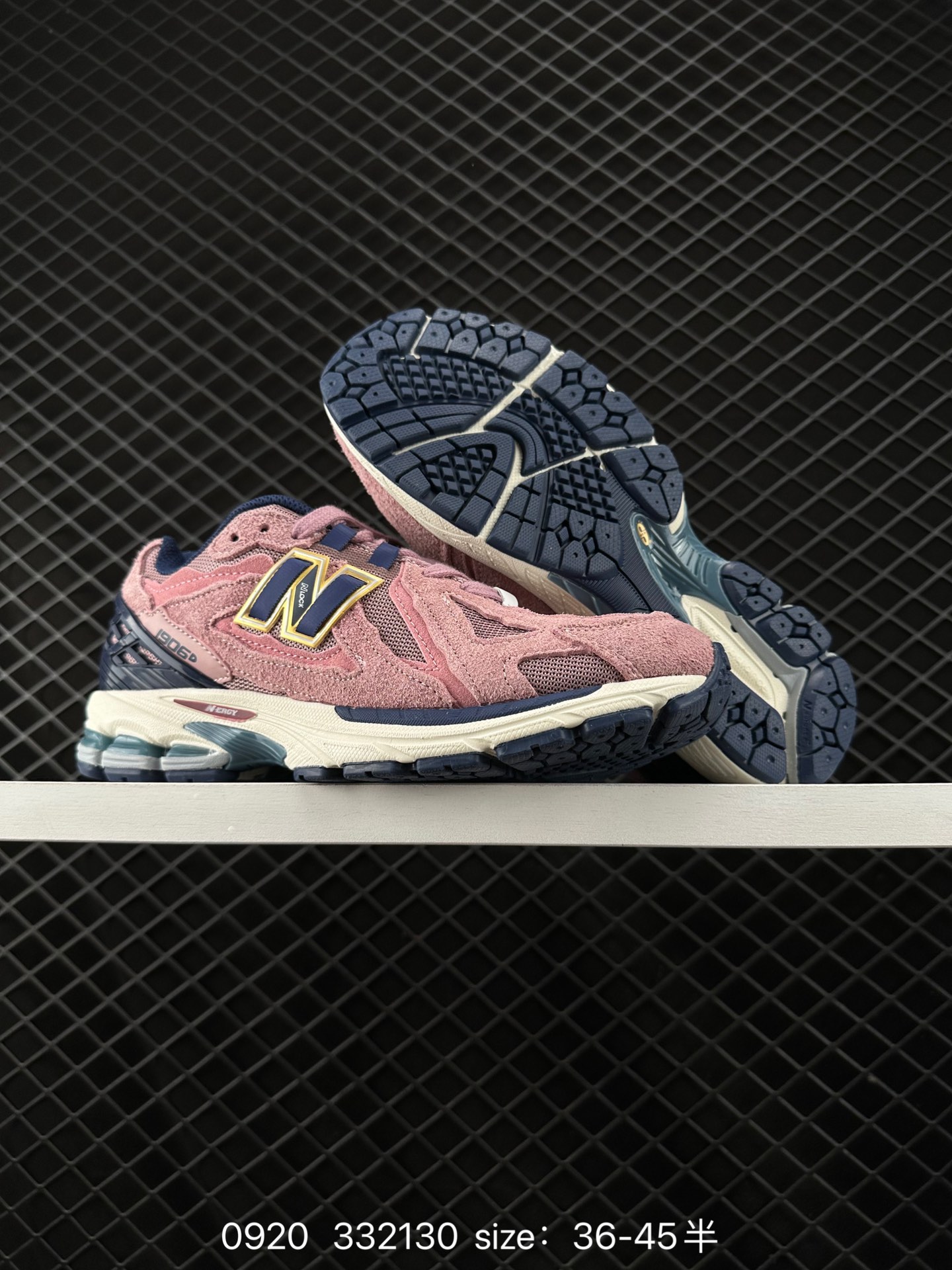 New Balance M1906